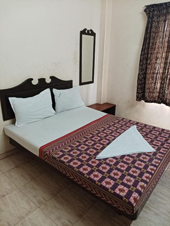 Hotel Ambika Palace Chennai Ngoại thất bức ảnh